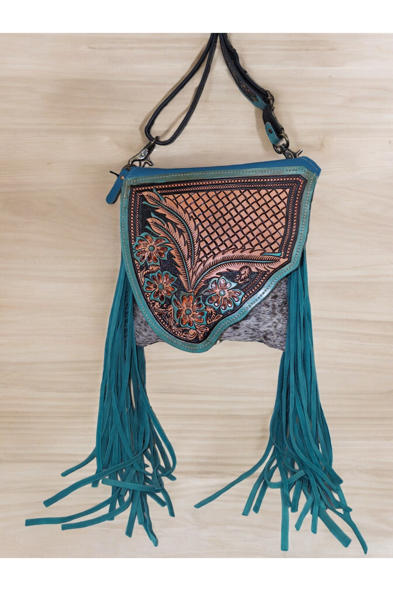 Myra Braynette Prairie Concealed-Carry Bag