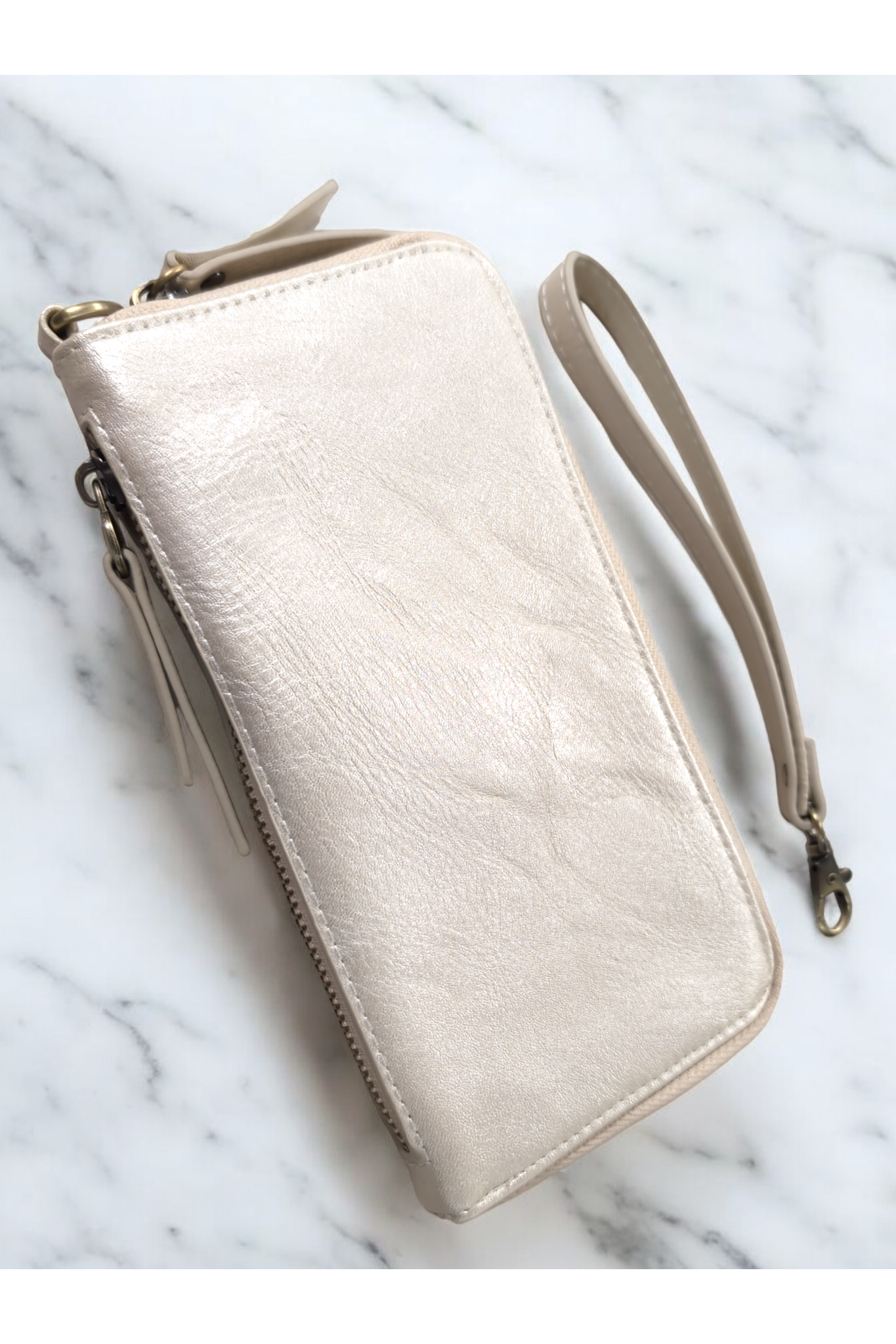 Chloe Zippered Wallet w/ Wristlet
