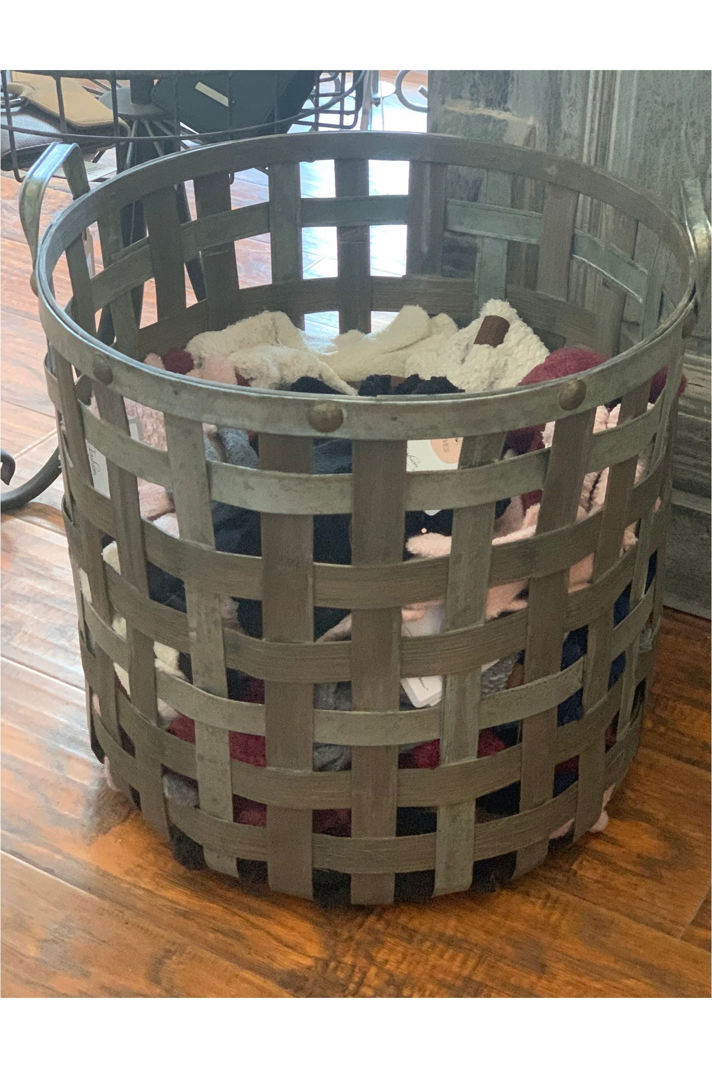 Rustic Farmhouse Strap Basket