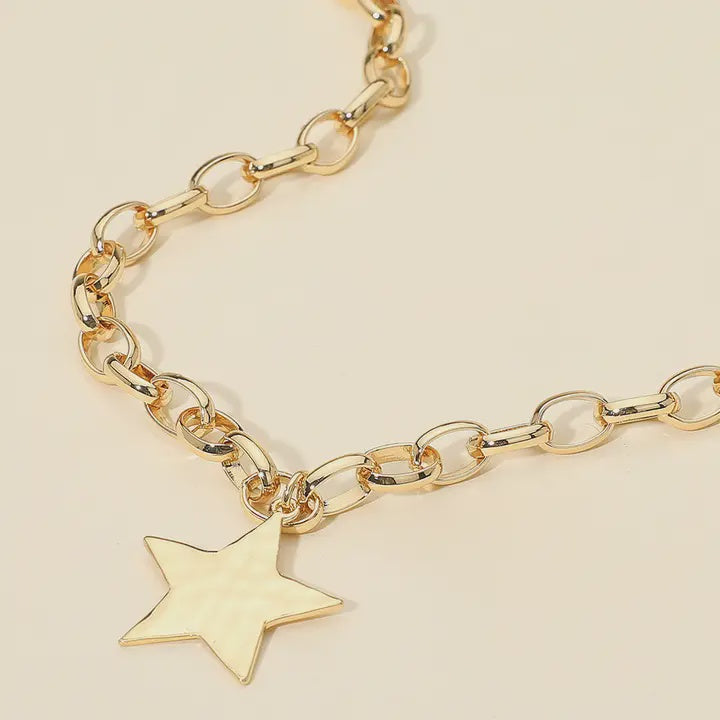 Textured Metal Star Pendant Chunky Chain Necklace - gold