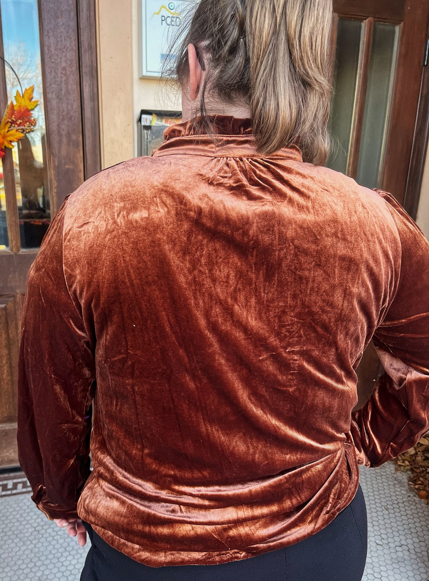 Velvet mandarin collared top