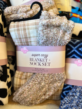 Super Cozy Blanket & Sock Set