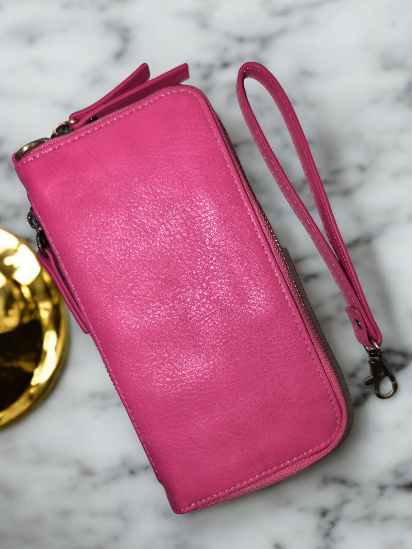 Chloe Zippered Wallet w/ Wristlet