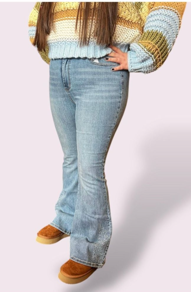Judy Blue Highwaist WESTERN Embroidered  Flare Jeans