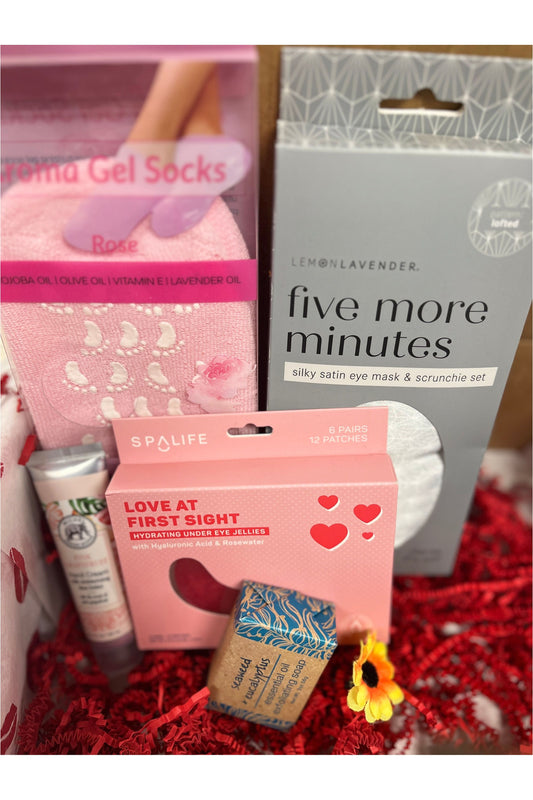 Mother's Day--Relax Mom Bath & Body Gift Box